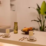 Spazio Cmm- Sant'arpino Πανσιόν 4*
