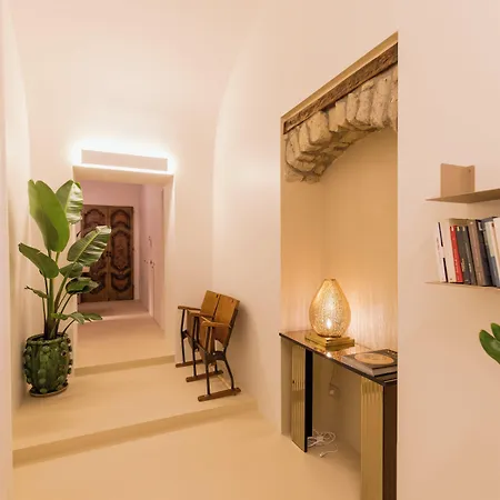 Spazio Cmm- Sant'arpino 招待所 4*