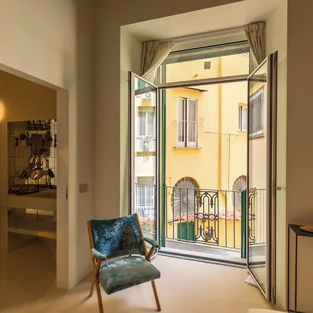Guest house Spazio Cmm- Sant'arpino 4*